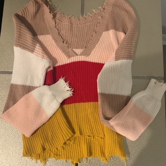 FATE Distressed Color Block Sweater - Picture 3 of 4